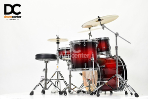 Pearl Decade Maple 20 (Deep Gloss Red Burst)