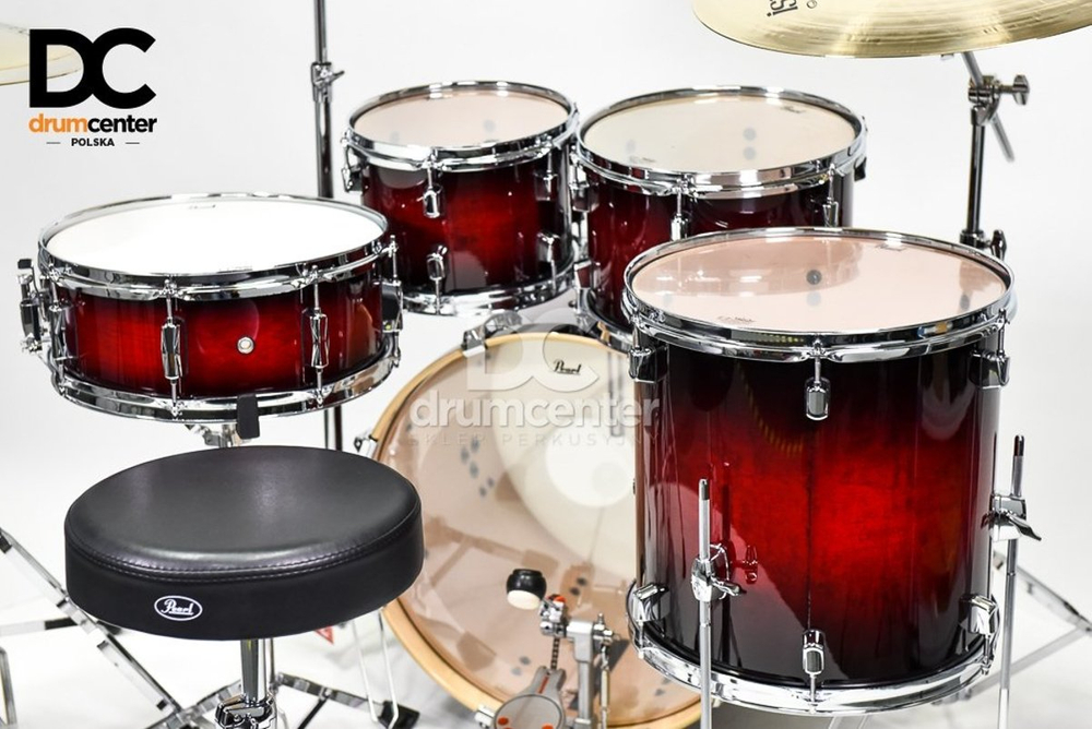 Pearl Decade Maple 20 (Deep Gloss Red Burst)