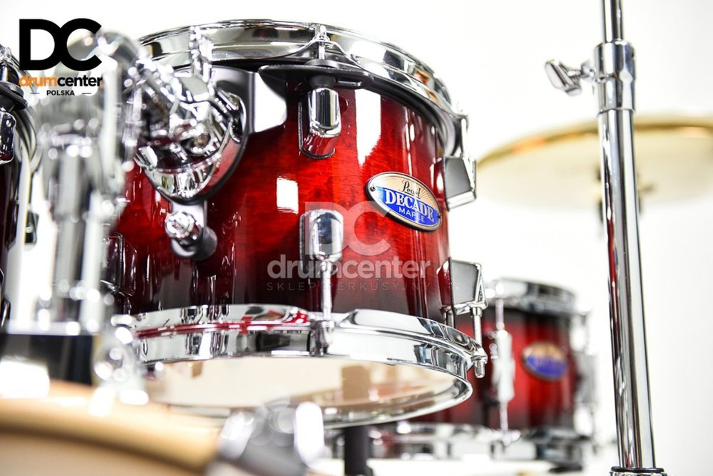 Pearl Decade Maple 20 (Deep Gloss Red Burst)