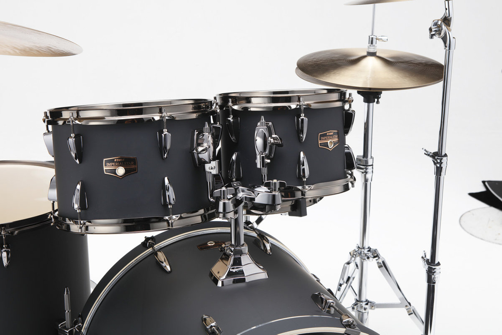 Tama Imperialstar na 22" IP52H6WBNBOB Blacked Out Black + Talerze Meinl