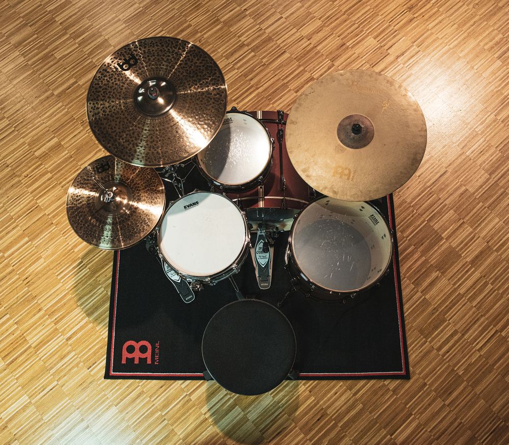 Meinl Drum Rug Black Small MDR-SBK (160x140) dywan pod perkusję