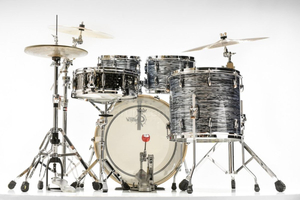 Gretsch Renown Maple 22 (Silver Oyster Pearl)