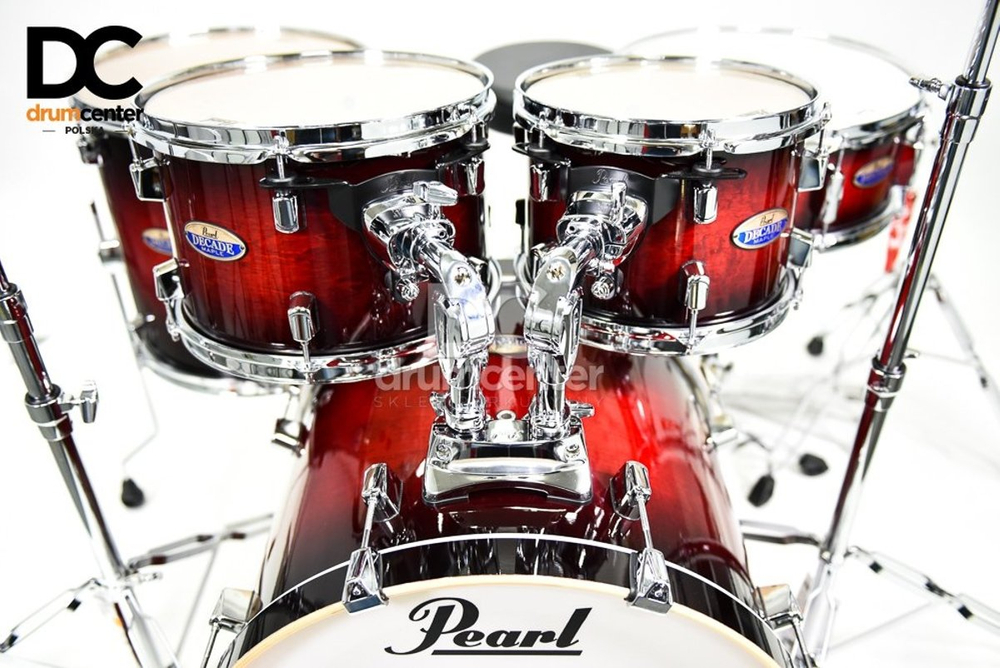 Pearl Decade Maple 20 (Deep Gloss Red Burst)